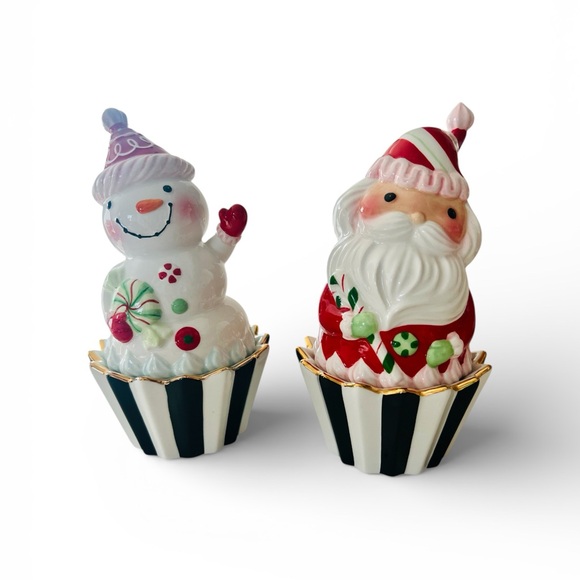 MacKenzie-Childs Other - Mackenzie Childs Bake Shop Santa & Snowman Cupcake Boxes Set of 2
